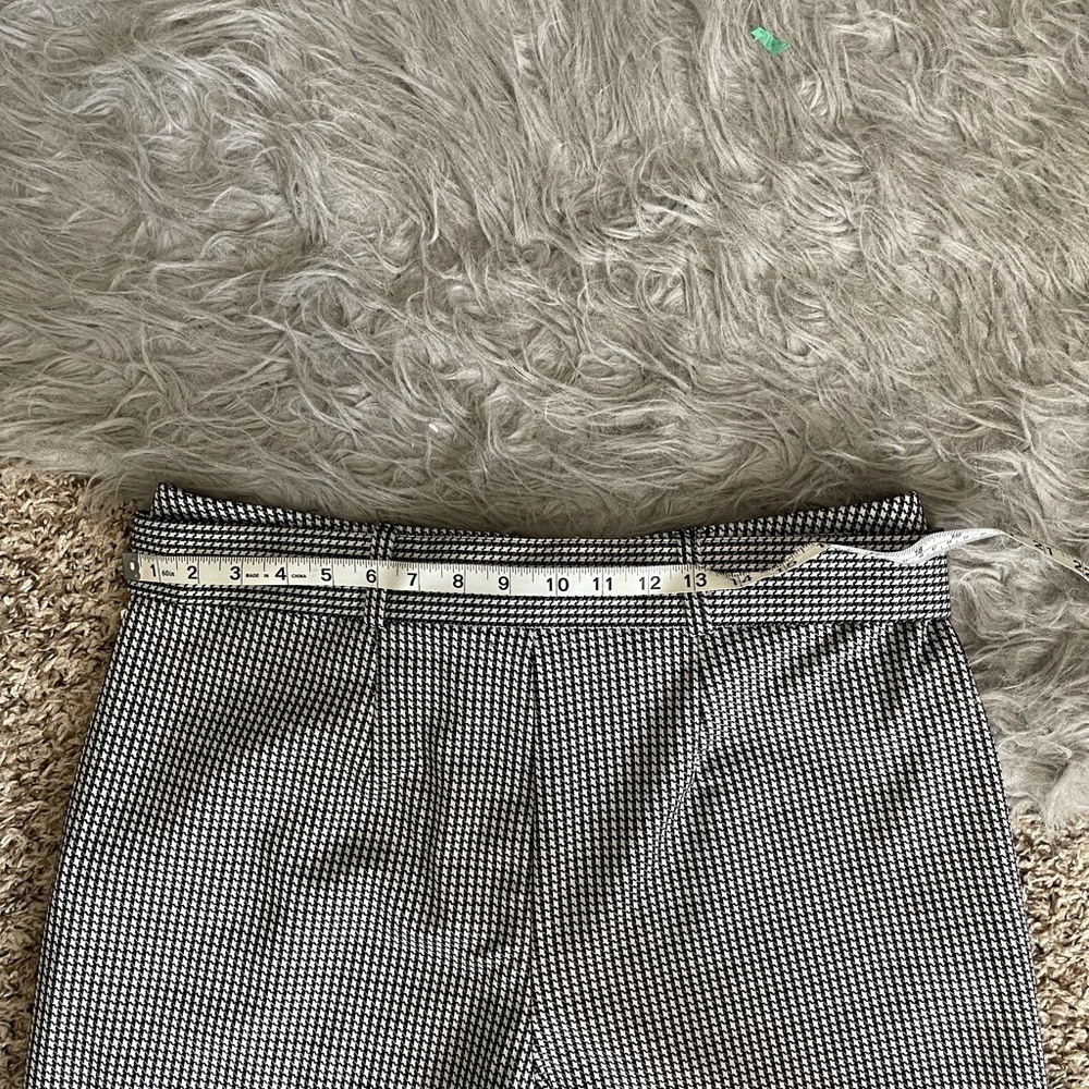 kathy ireland Women’s Black and White Houndstooth Trousers - Picture 11 of 13